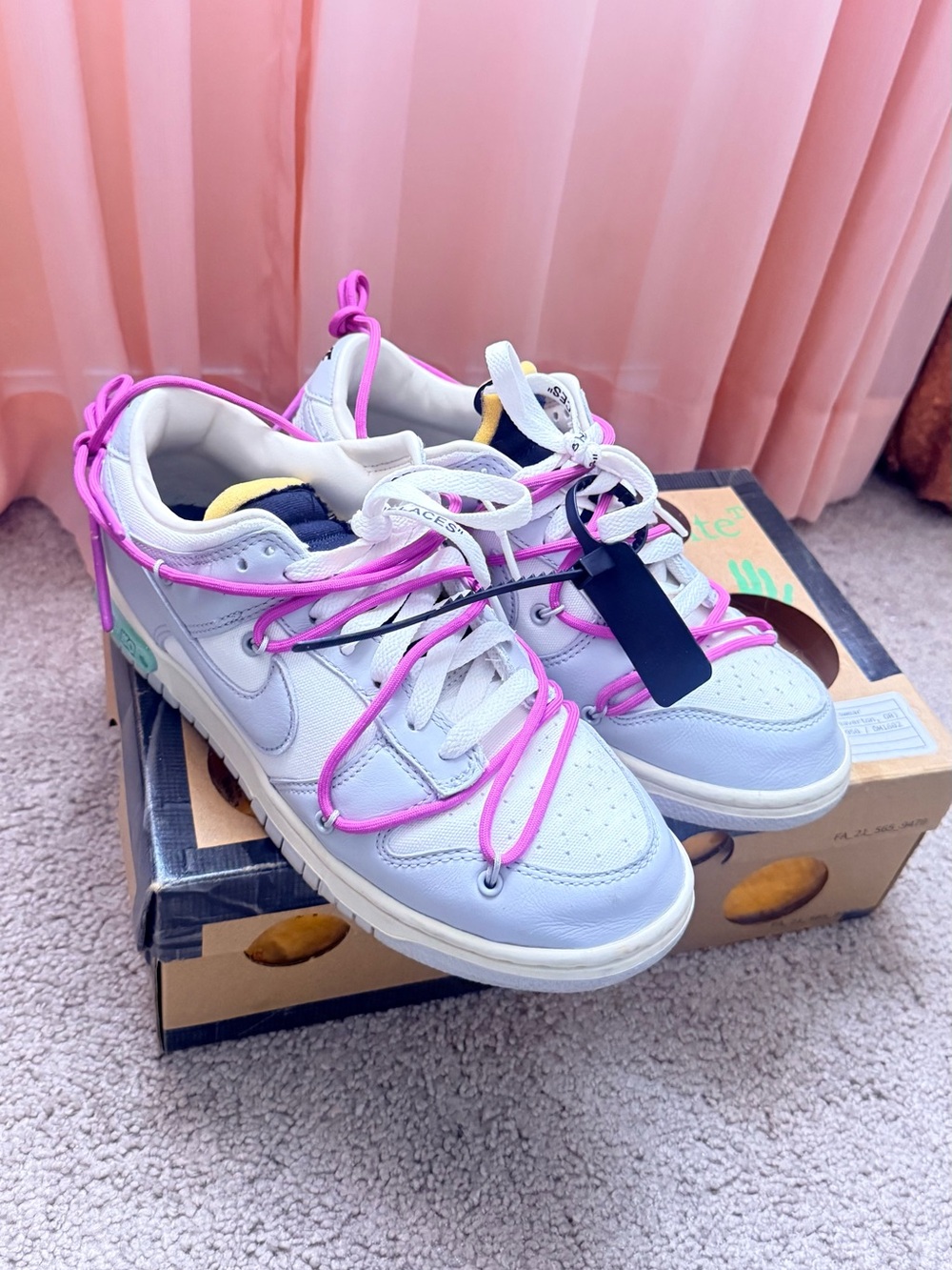 Off White x Dunk Low Lot 30 of 50
